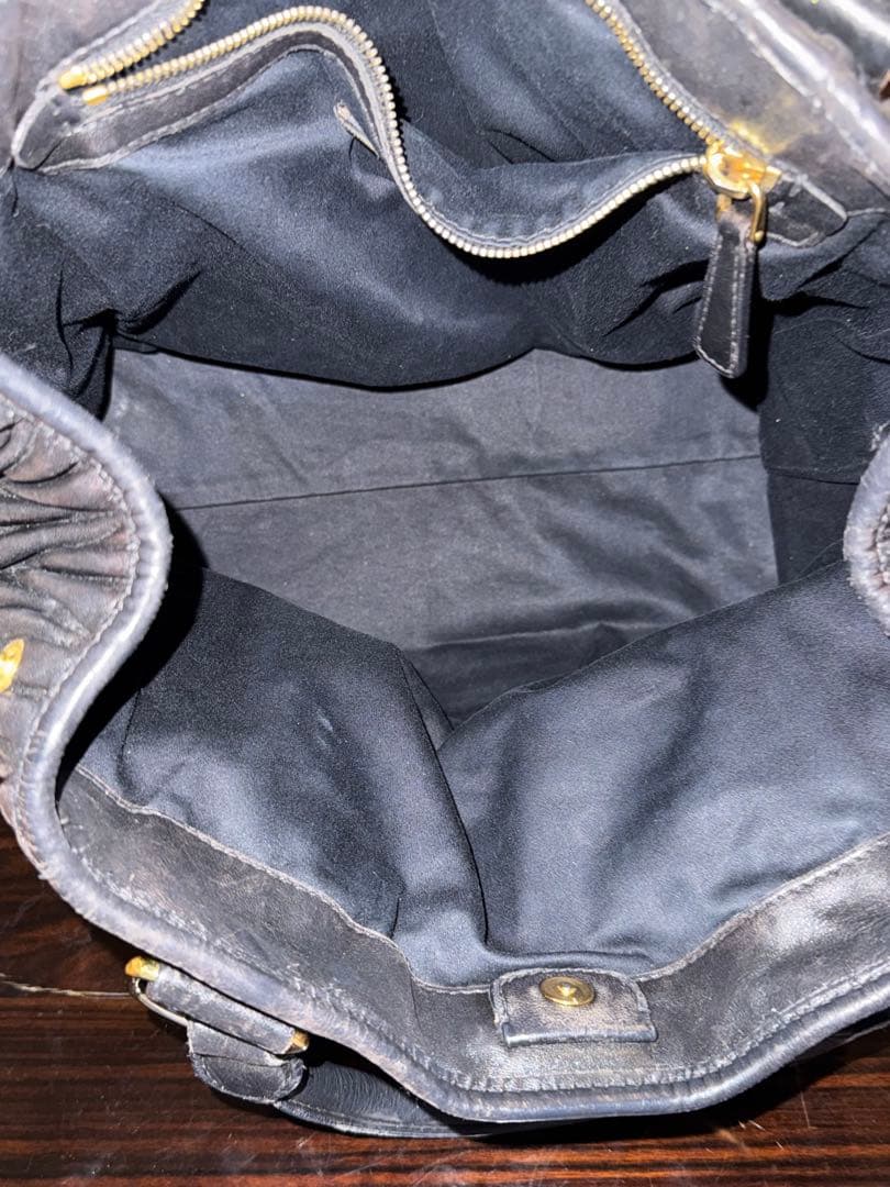 miumiu バッグ　トートバッグ　ハンドバッグ