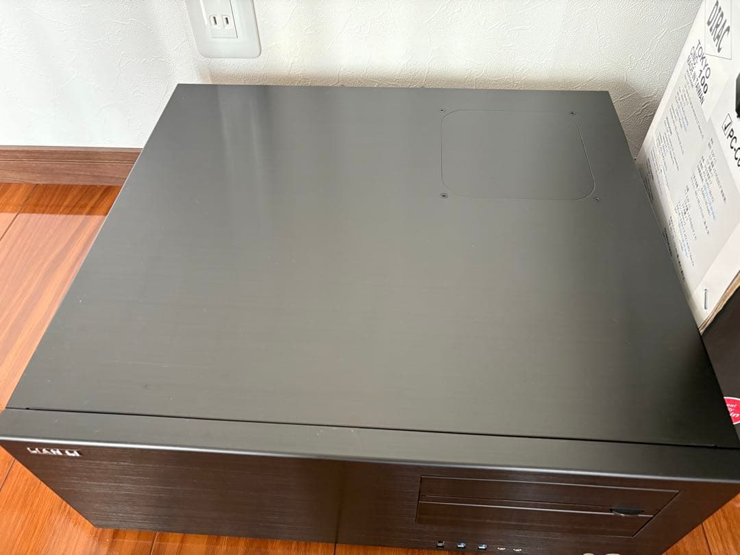 LIAN LI PC-C60B HTPC ホームシアター用　オーディオ用