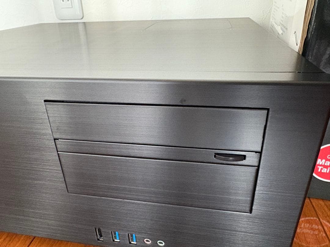 LIAN LI PC-C60B HTPC ホームシアター用　オーディオ用