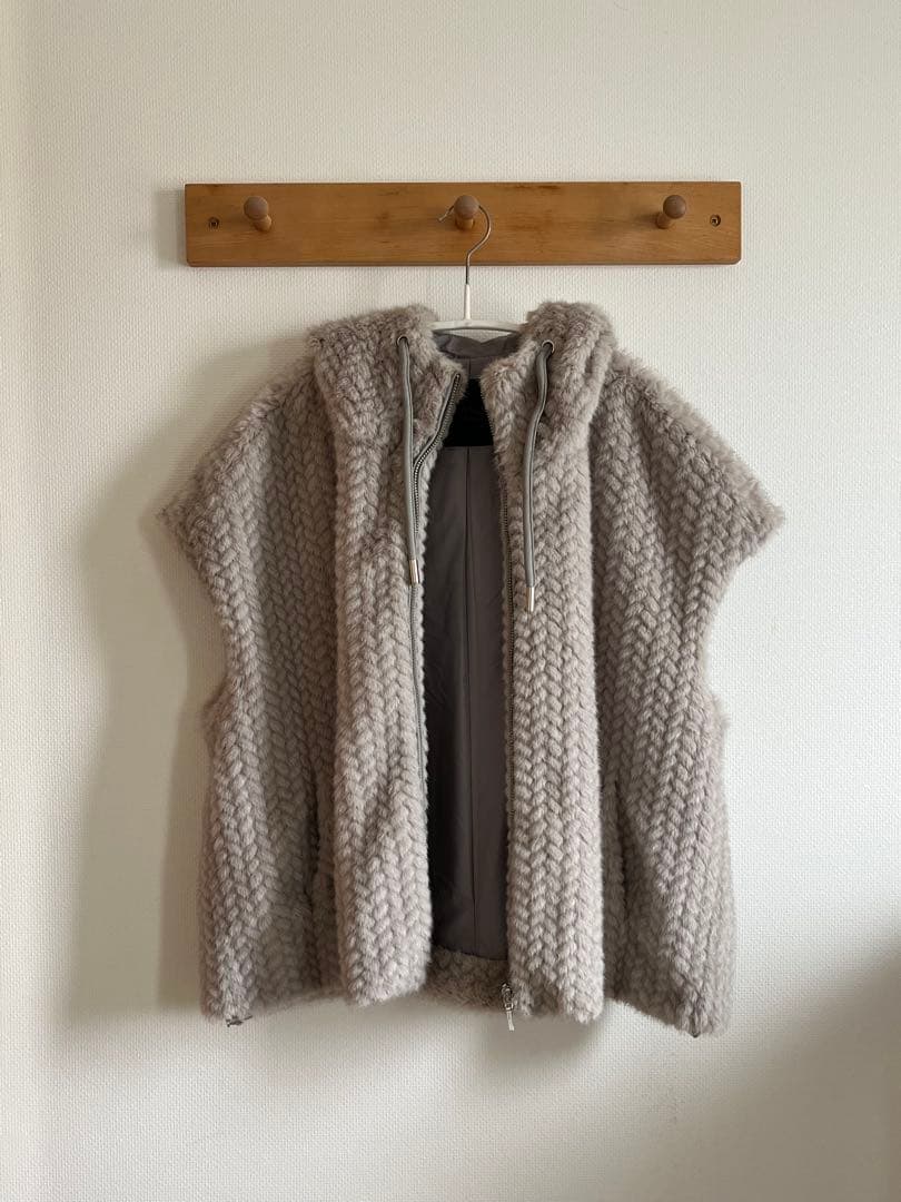 ダーマコレクション フェイクミンクファー フーデッドジレ サイズ1 未使用品