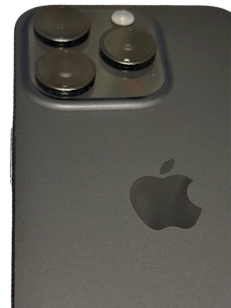 Apple iPhone 15 Pro ブラックチタニウム　256GB 箱付き