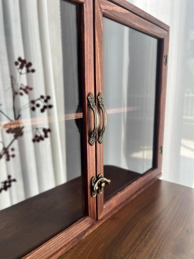 アンティーク調　木製キャビネット　カウンター　収納ボックス　古道具 ガラスケース
