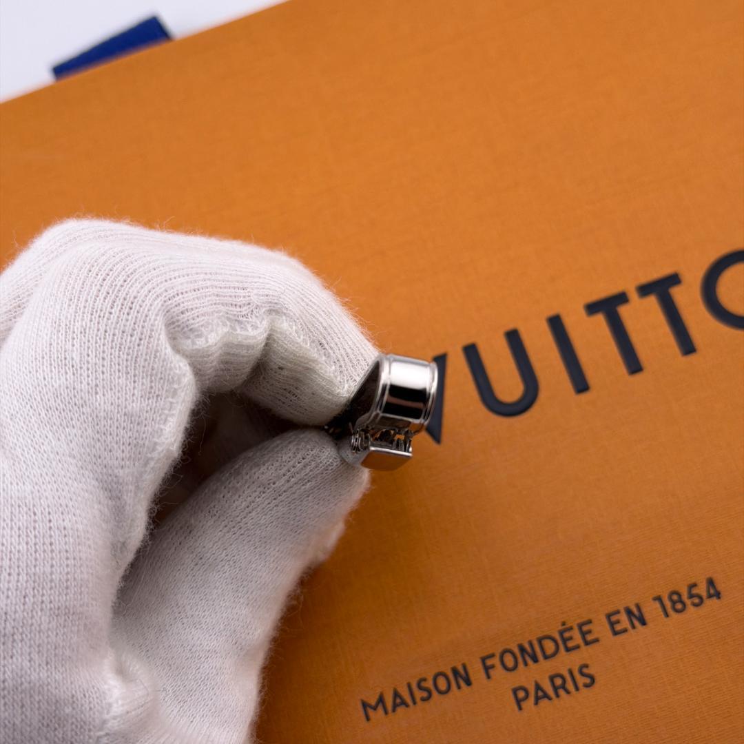 (^O^)／ルイヴィトン パンスクラヴァット LV イニシャルネクタイピン