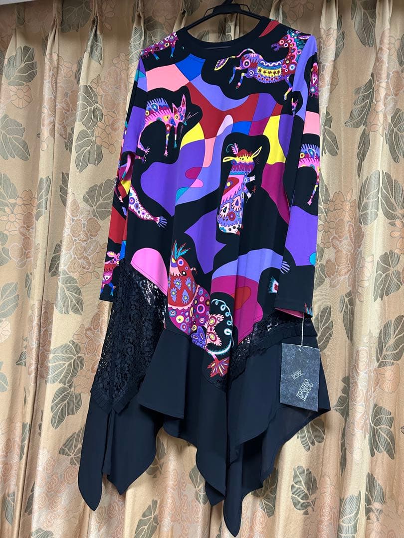 【新品タグ付❣️】TOKUKOプルミエヴォル＊動物柄＊長袖ワンピース(チュニック)