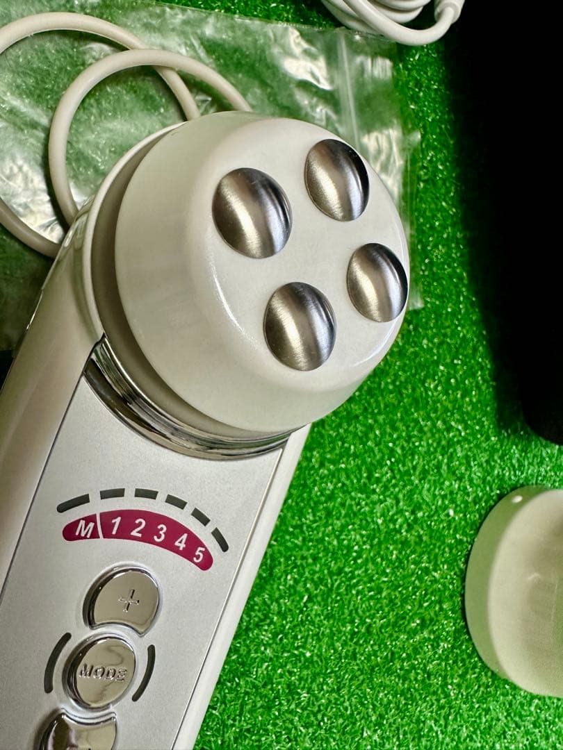 セルキュア4Tプラス　ポーチ付　保証書付　リニューアル版