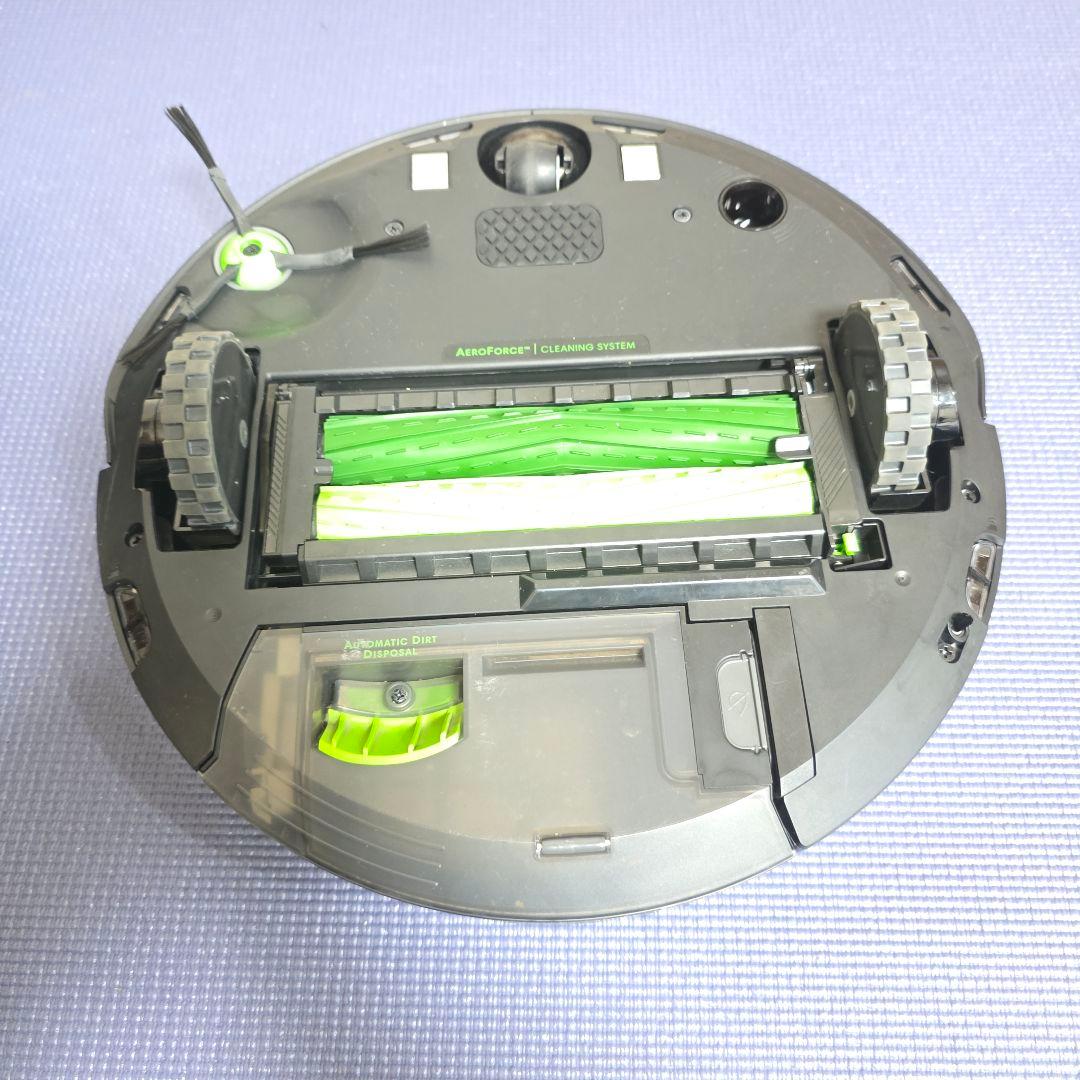 373】動作品 iRobot ルンバ j7+ ロボット掃除機本体 クリーンベース