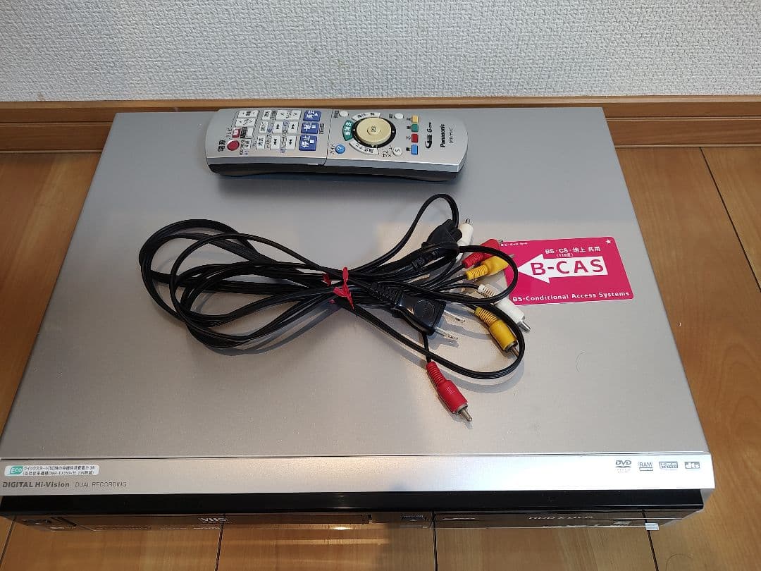 Panasonic DMR-XW40V DVD/VHS/HDDレコーダー