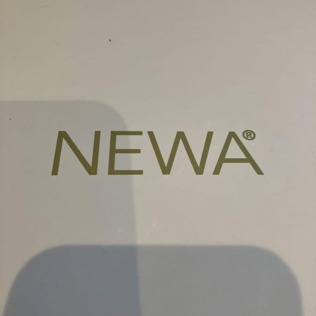 NEWA 美顔器 ピンク