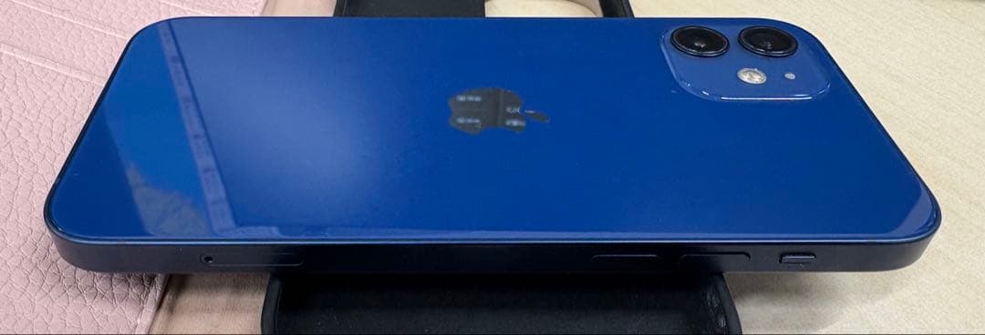 Apple iPhone 12 ブルー