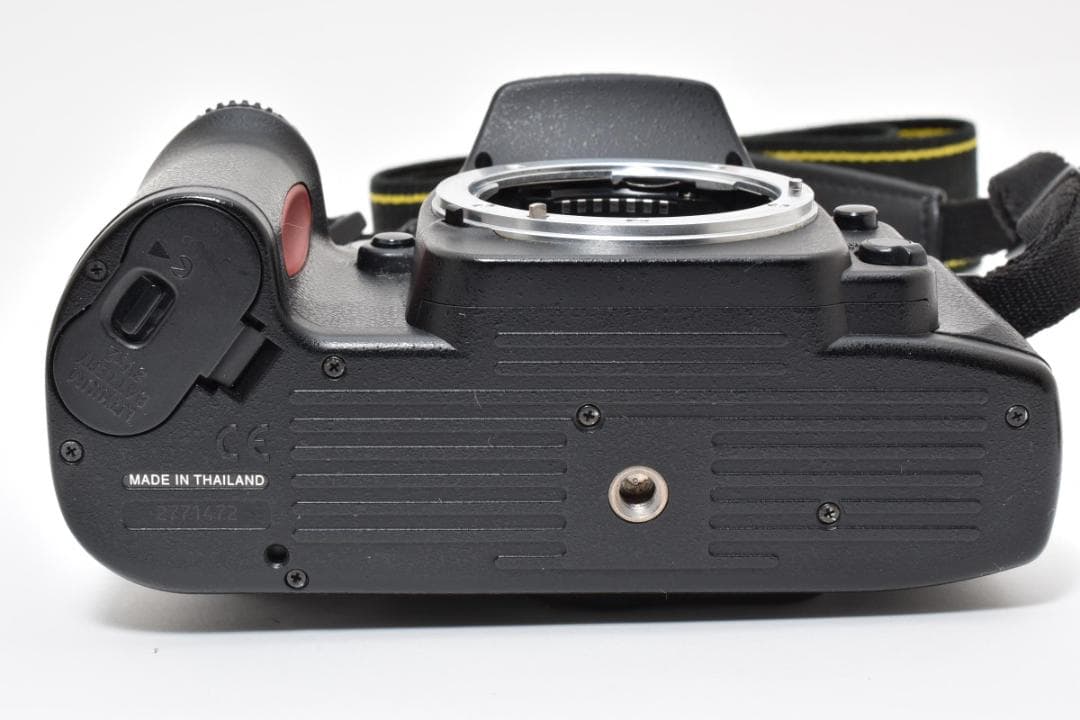 超美品 NIKON ニコン F80 フィルムカメラ モルト良好 M482