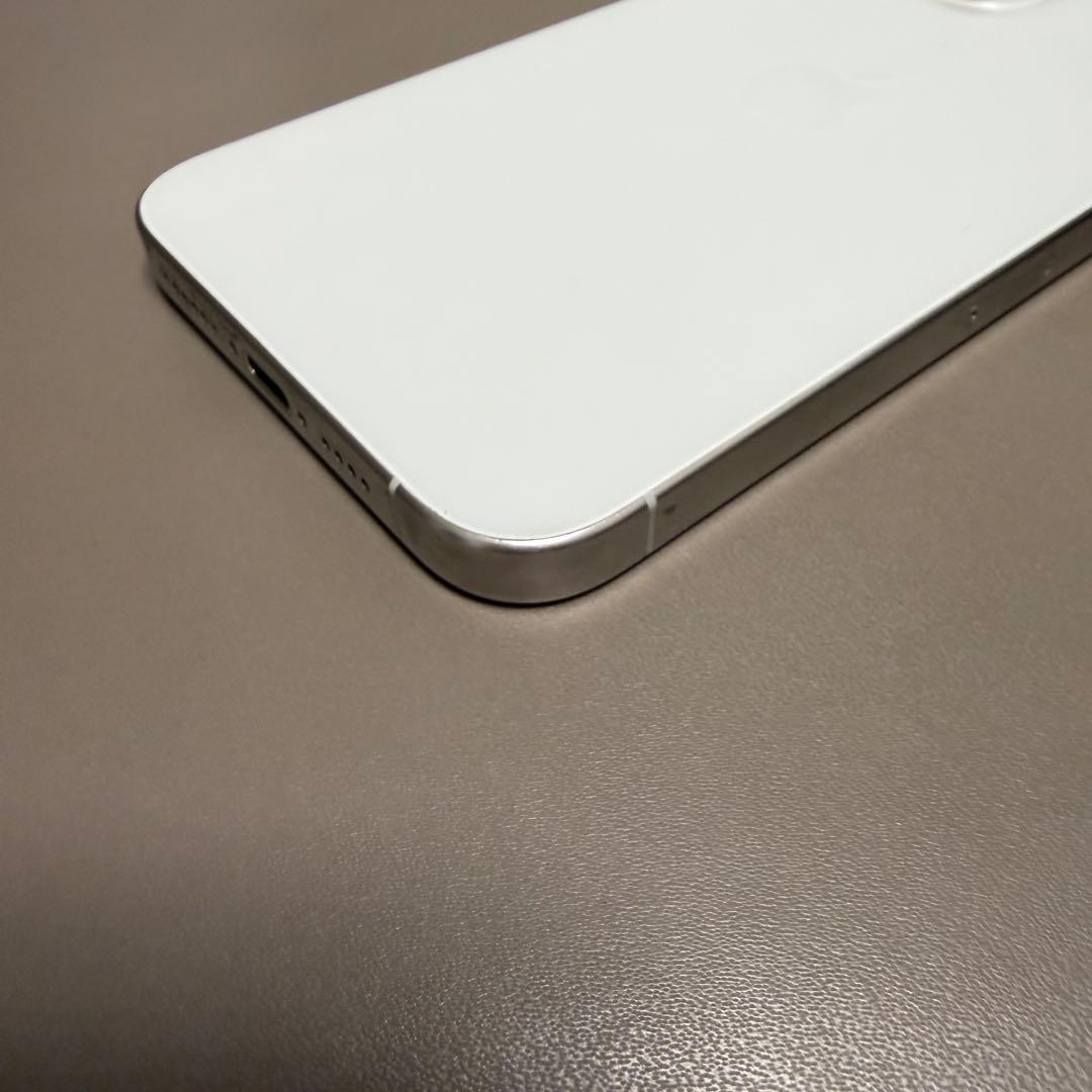 Apple iPhone 15 Pro MAX 本体 ホワイト