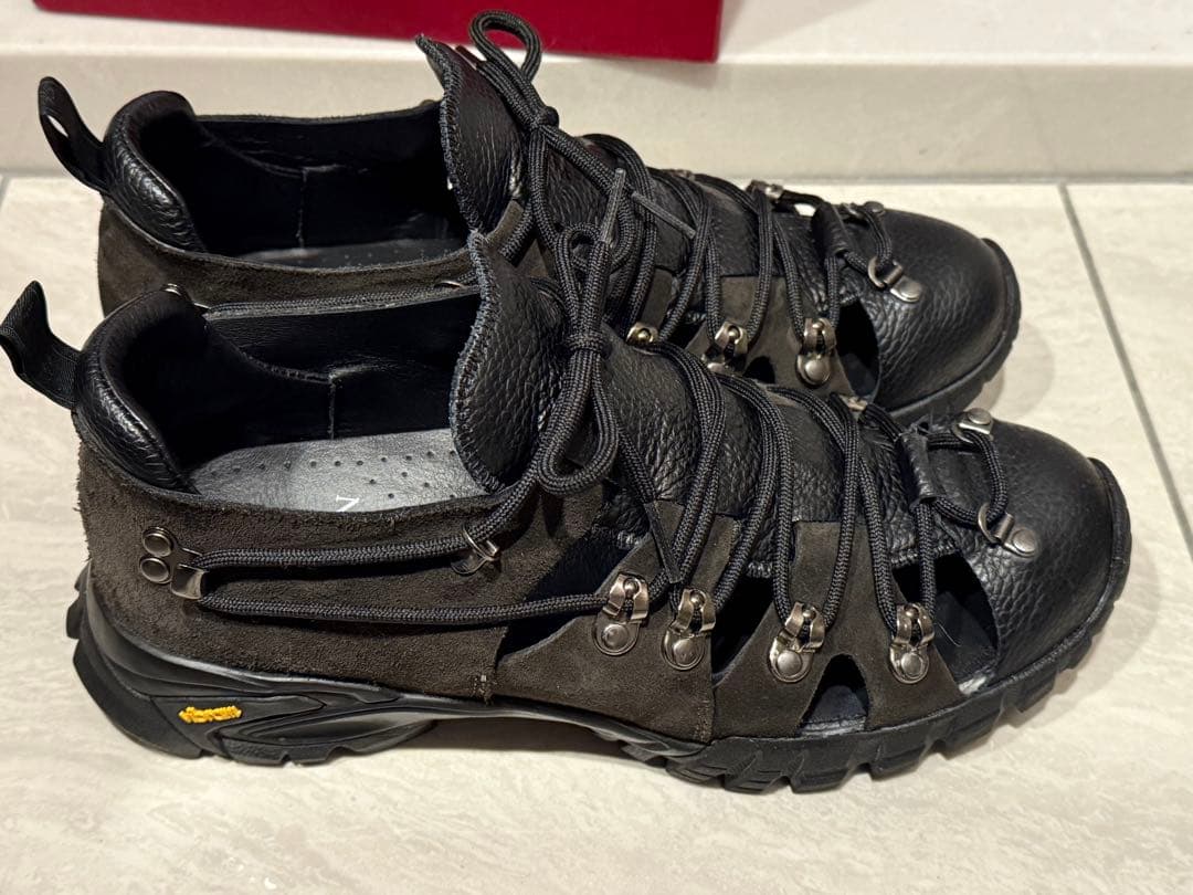 NICENESS VENETO 黒　41