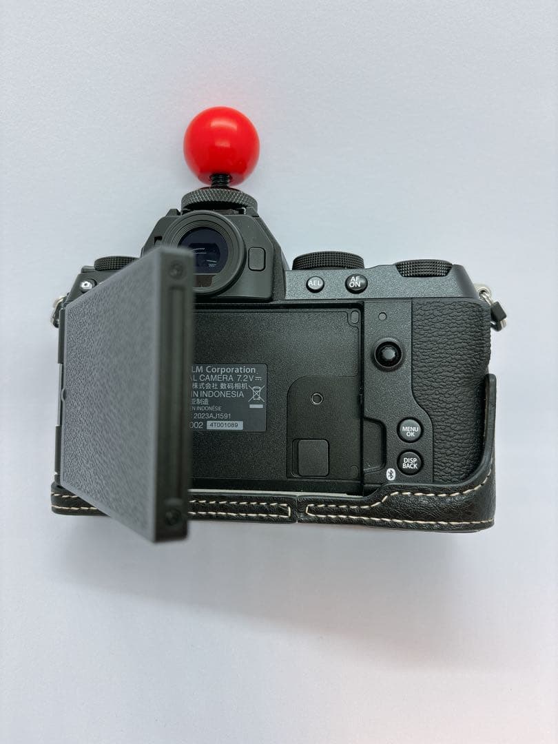 富士フイルム　FUJIFILM X-S20 ミラーレスカメラ本体（ブラック）+α