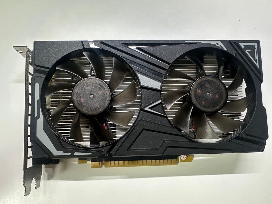 NAVIDIA GeForce GTX 1650 SUPER 4GB 確認済み