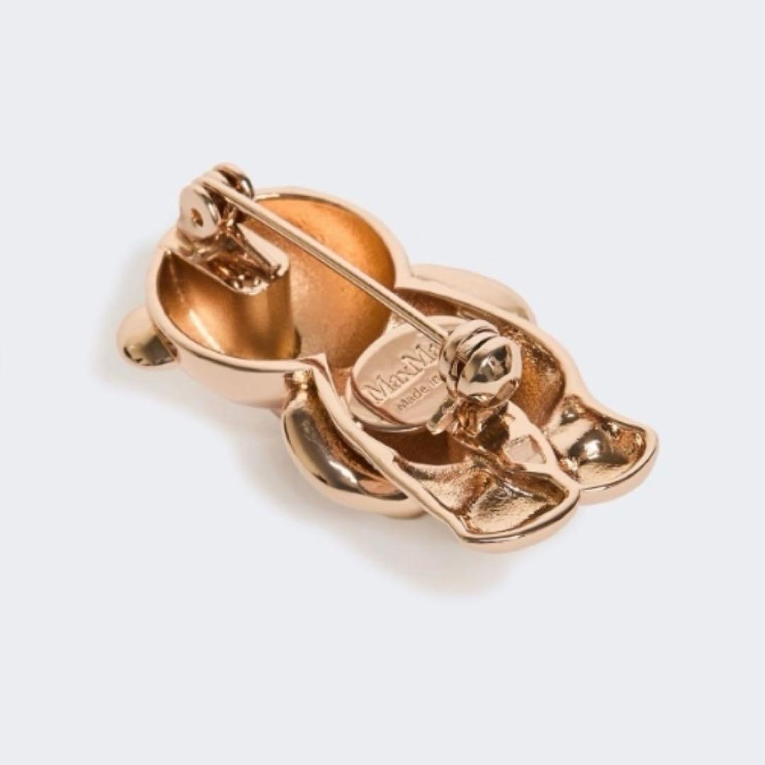 新品 MaxMara SHINYメタル テディ ブローチ heart bear