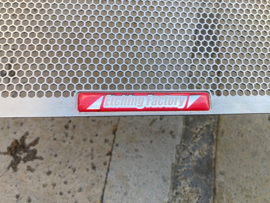 CB1300（SC54型）ラジエターコアガード エッチングファクトリー製