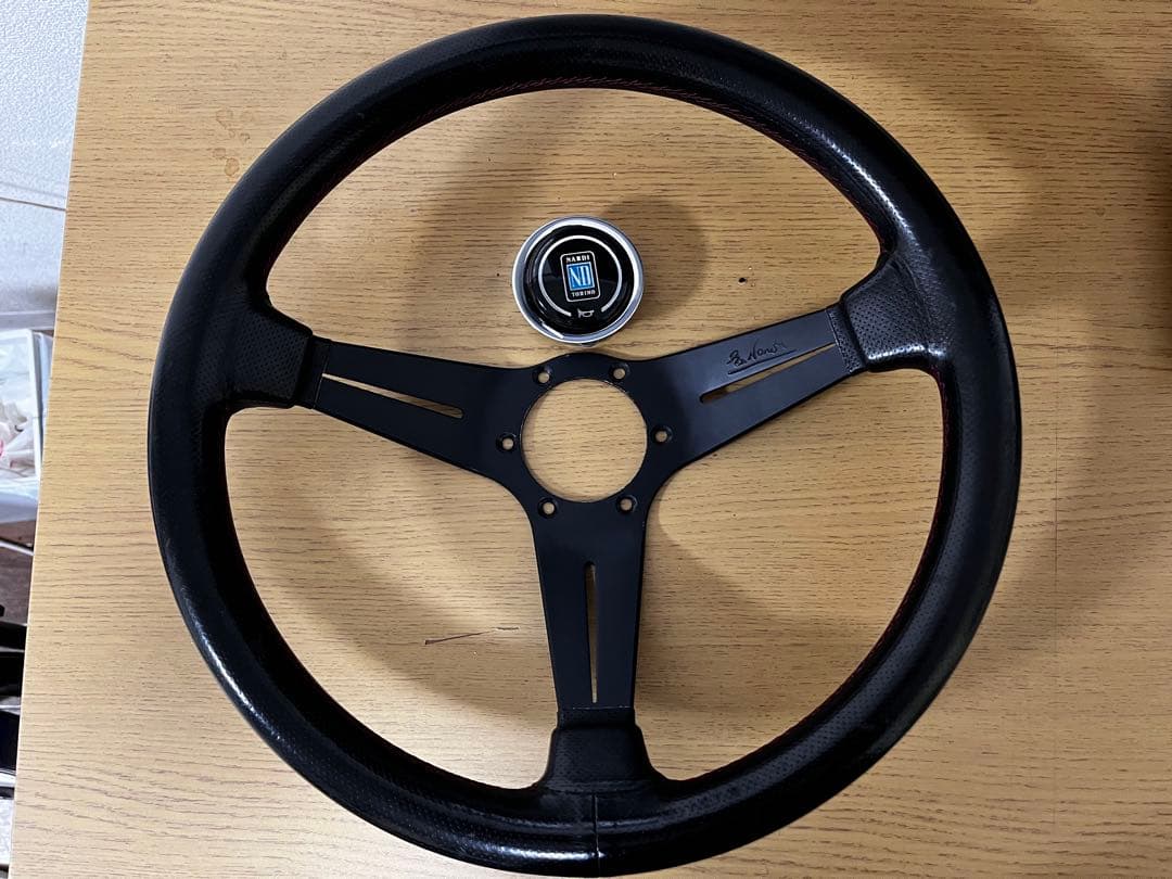 メ*)様 ナルディ　φ34 ディープコーン ステアリング ホーン故障