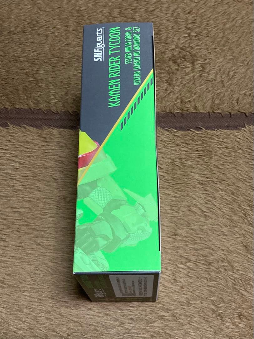 S.H.Figuarts 仮面ライダータイクーン　フィーバーニンジャ