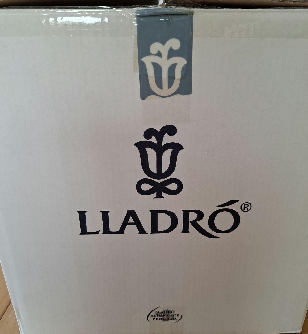 リヤドロ　公園通りの花屋さん