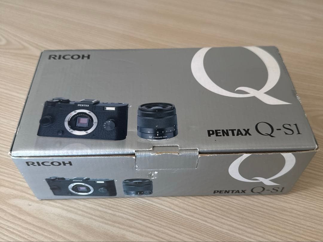 【開封済み未使用】PENTAX ミラーレス一眼 Q-S1 ズームレンズキット