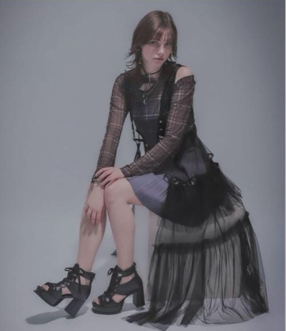 スニーカーチャンキーブーサン(HARE) Lサイズ