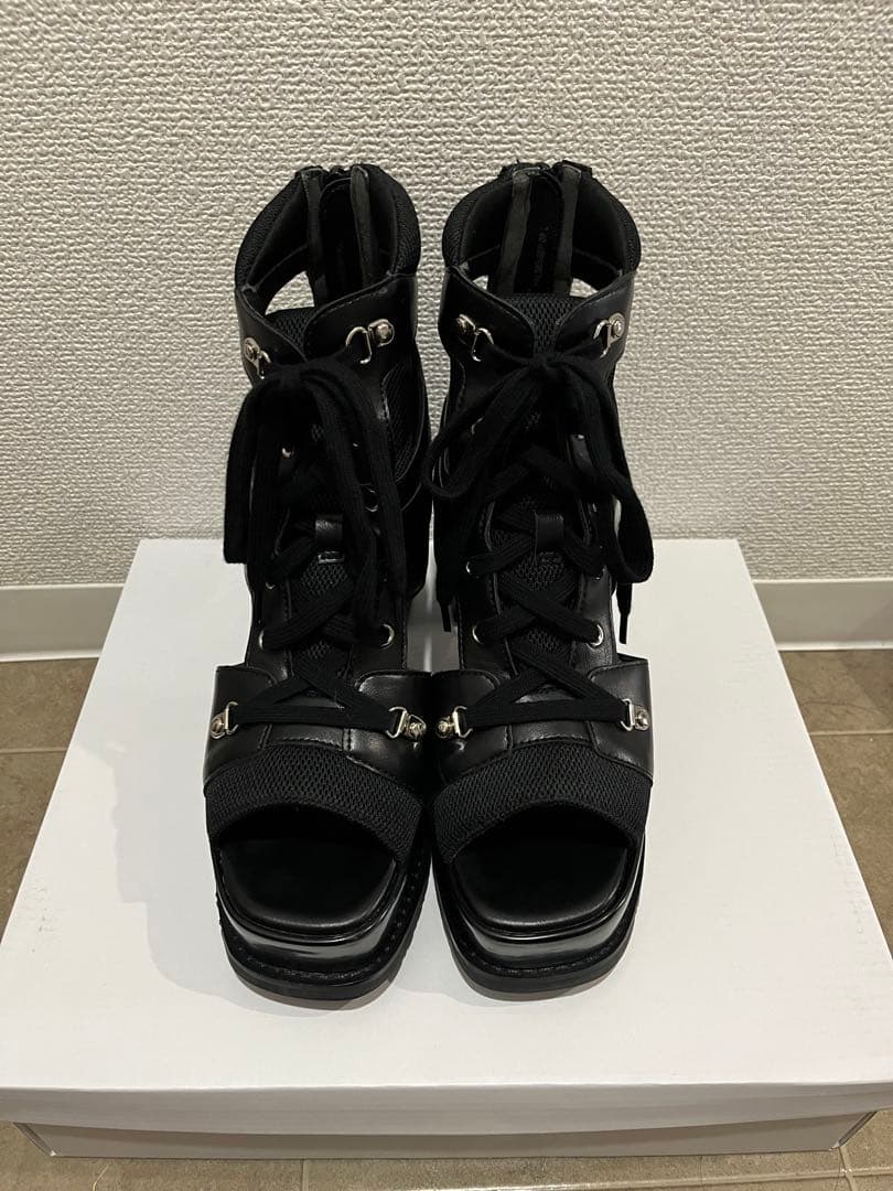 スニーカーチャンキーブーサン(HARE) Lサイズ