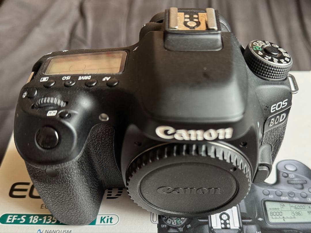 動作良好 Canon EOS 80D デジタル一眼レフカメラ