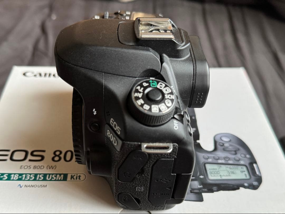 動作良好 Canon EOS 80D デジタル一眼レフカメラ