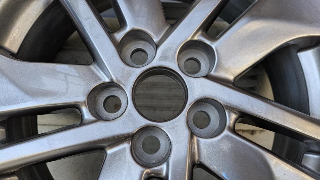 170系シエンタ純正アルミホイール（再塗装品）