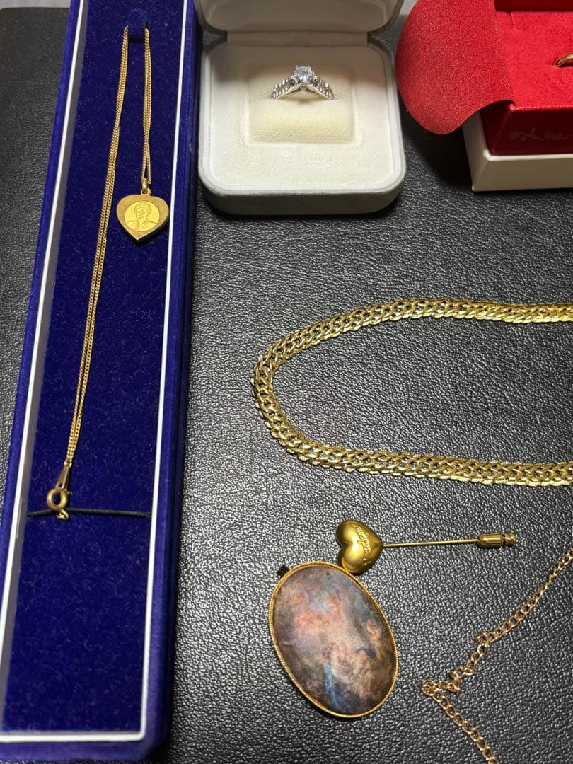 ピ*ラ様 遺品整理　ゴールドアクセサリーセット　750刻印