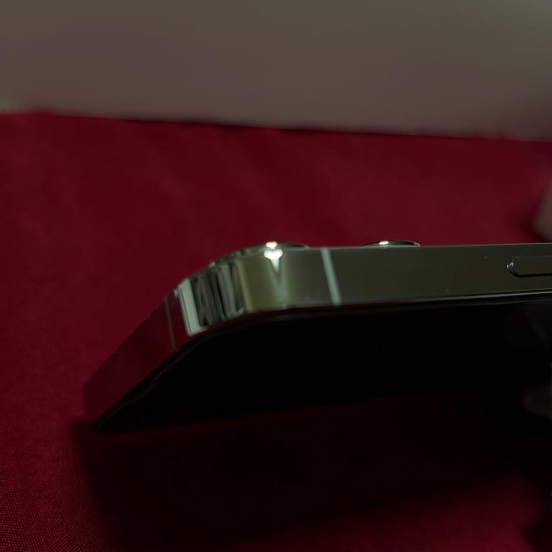 美品　iPhone 13 Pro、512GB本体　シルバー　SIMフリー