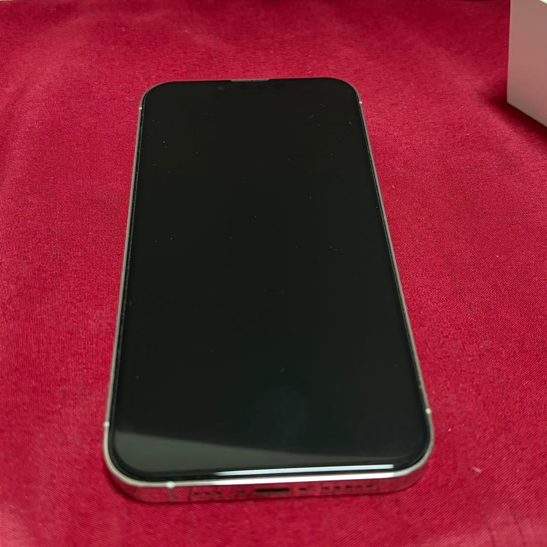 美品　iPhone 13 Pro、512GB本体　シルバー　SIMフリー