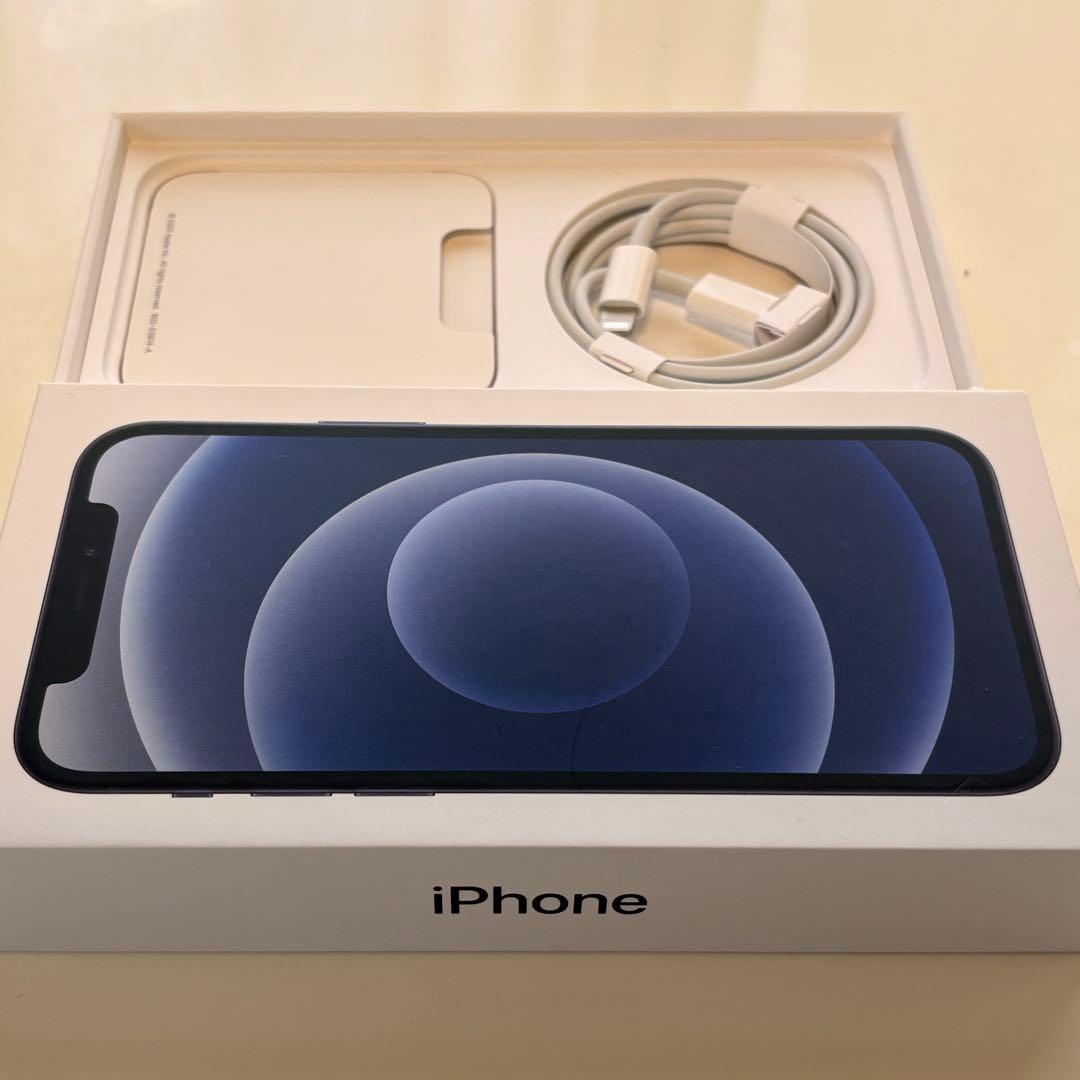 値下げ Apple iPhone 12 ブラッ128GB 美品