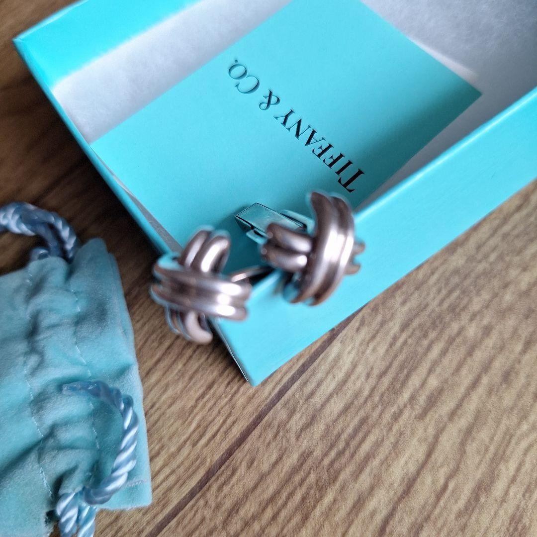 Tiffany & Co. ネクタイピンとカフスボタンセット