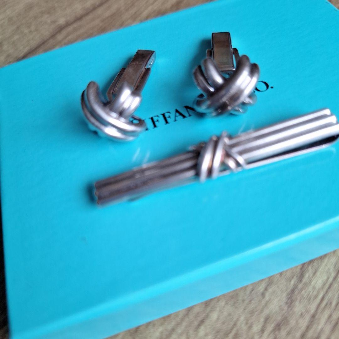 Tiffany & Co. ネクタイピンとカフスボタンセット
