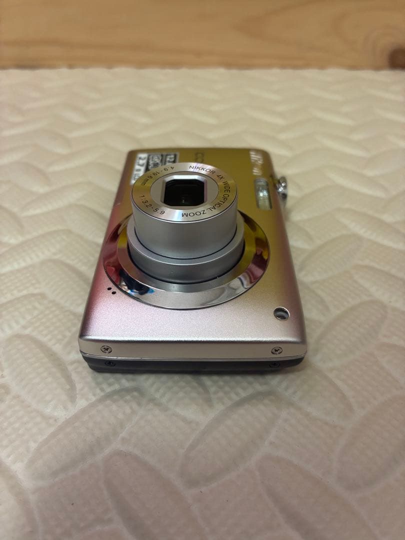 nikon&ニコン　coolpix s3000 デジタルカメラ