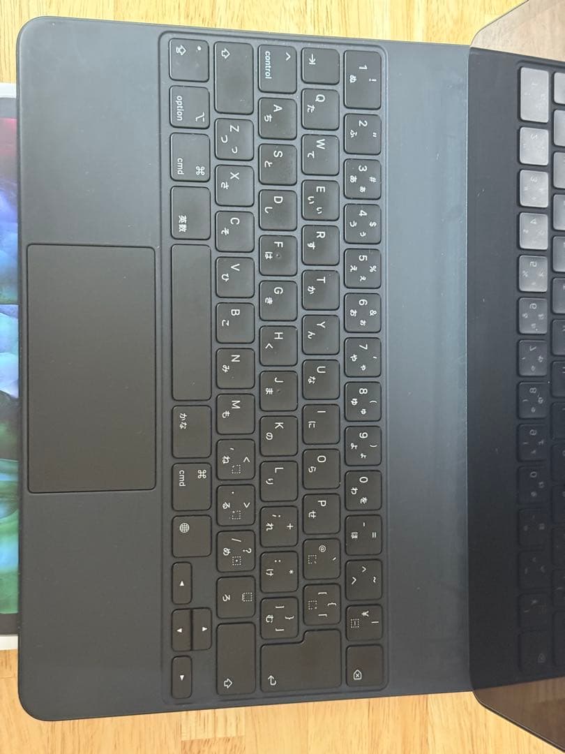 iPad Pro 12.9 第4世代 + Magic Keyboard