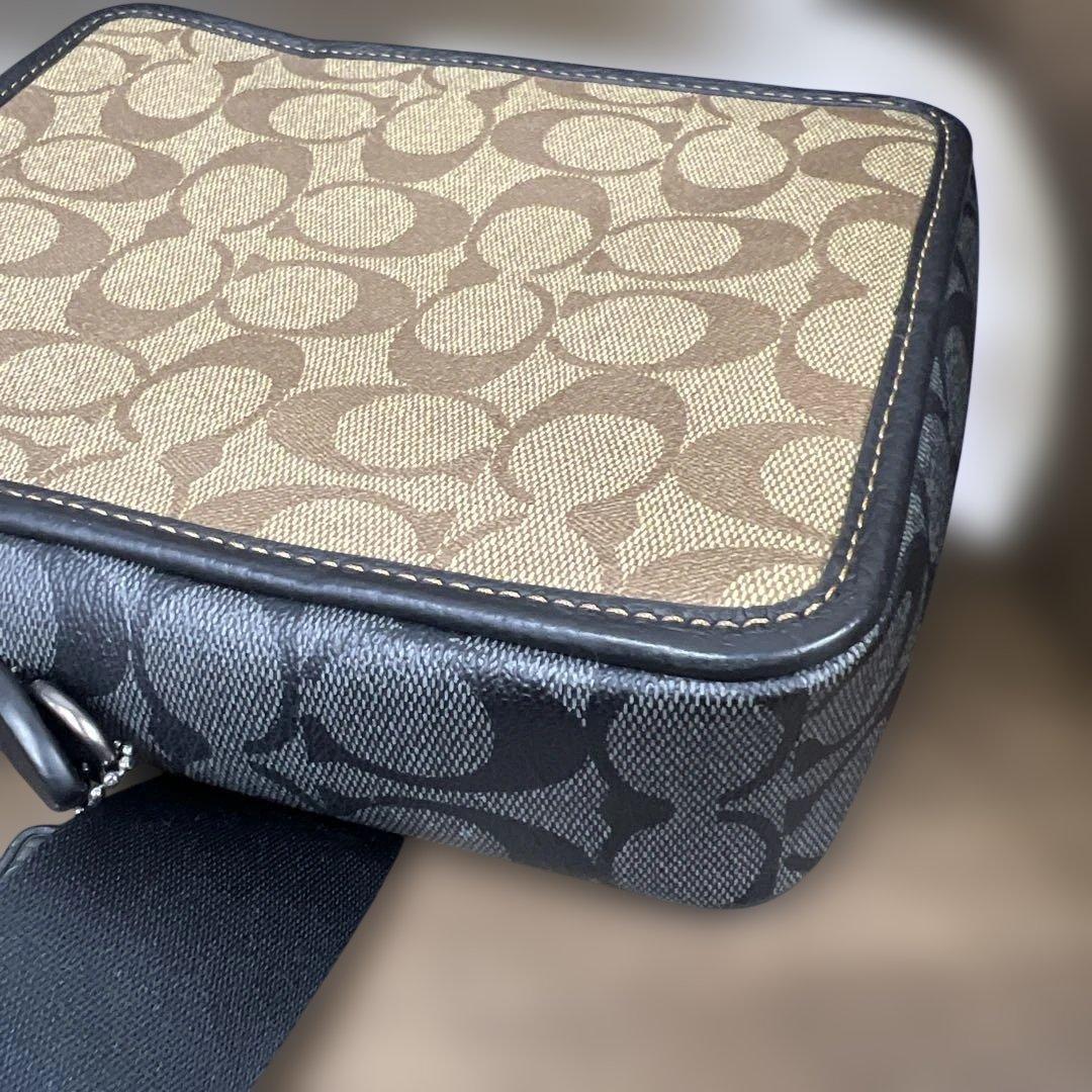 【美品】コーチ ショルダーバッグ ベージュ ブラック【COACH】