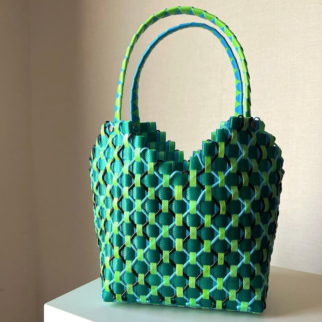 マルニ　カゴバッグ　タグ有り・保存袋付き