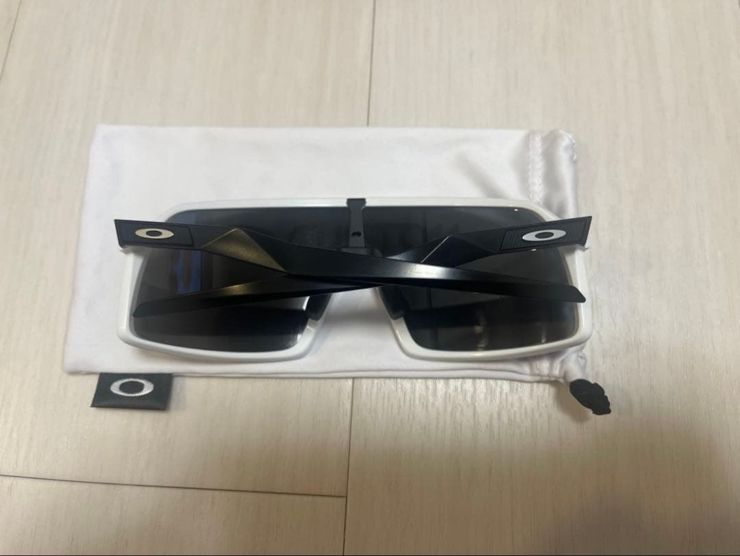 オークリー　OAKLEY sutro サングラス