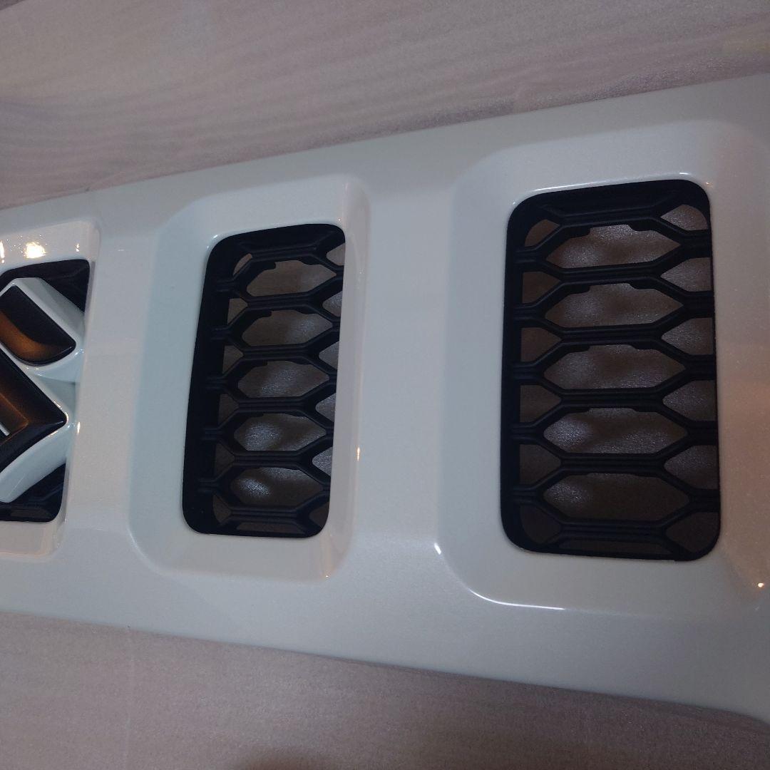 ジムニー純正グリル3