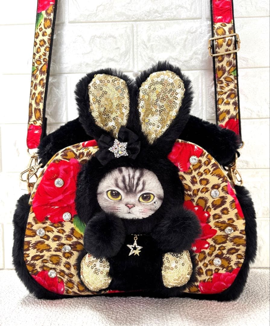 ゆ*ら様 コヤンイサムチョン　ハンドメイド　ファーショルダーバッグ　クロうさちゃ