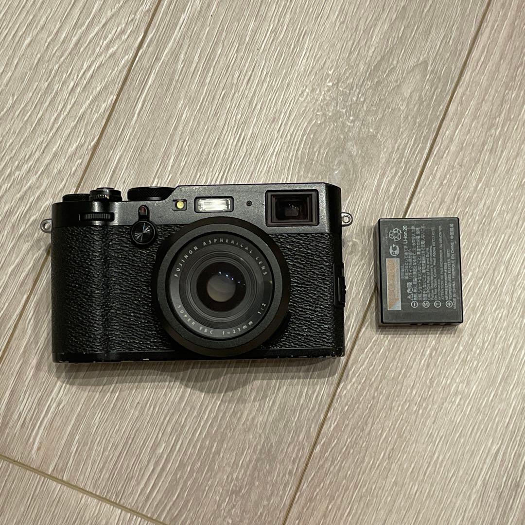 富士フイルム　X100f ブラック