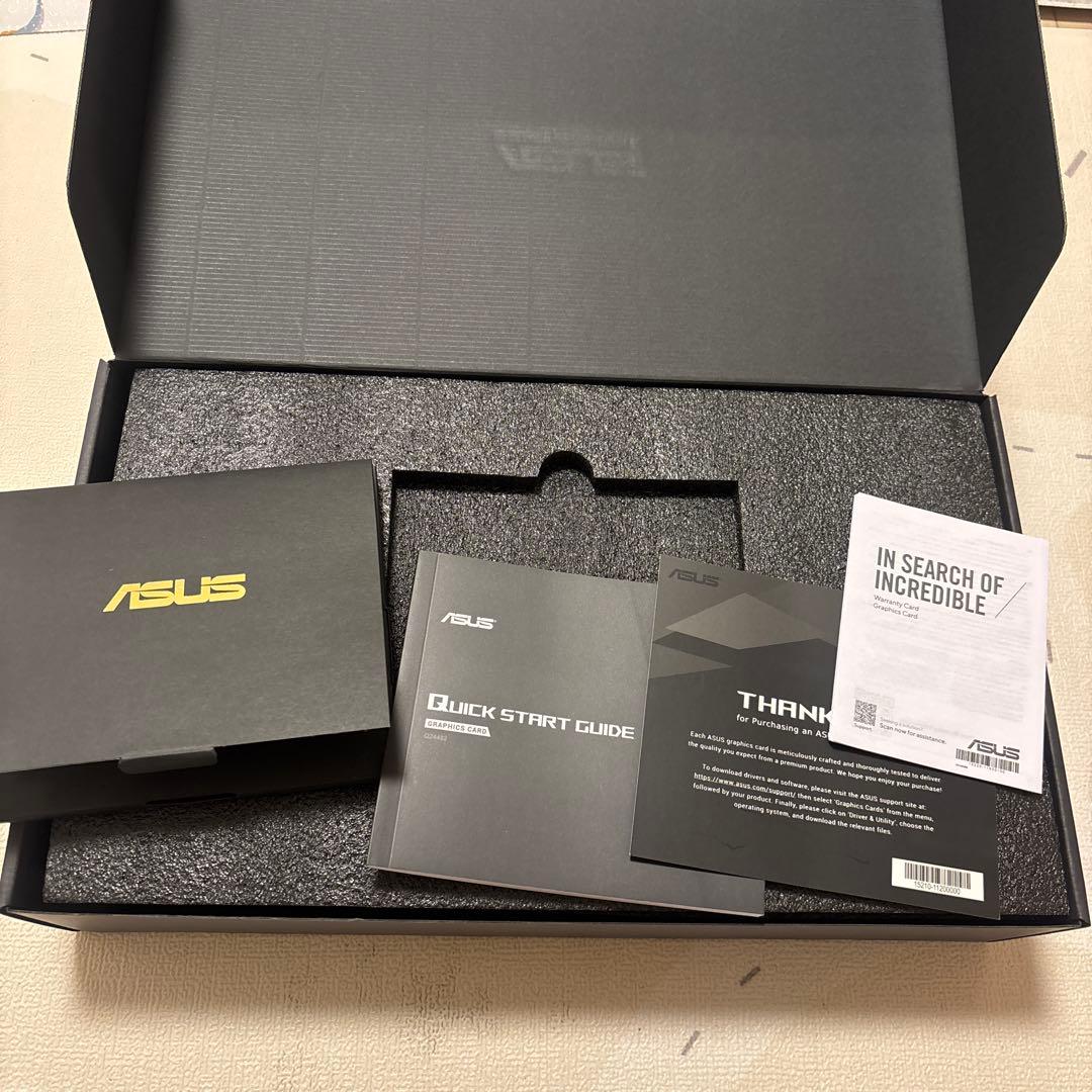 グラフィックボード・グラボ・ビデオカード ASUS AMD RADEON 9060XT 8G