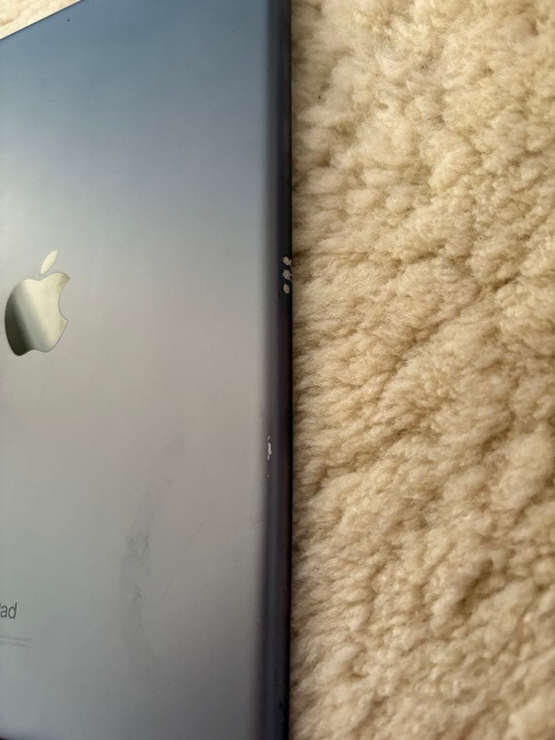 iPad (第7世代) Wi-Fi 128GB スペースグレー