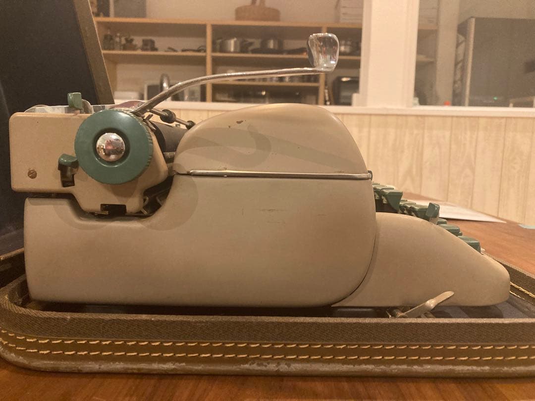 Remington Quiet-Riter タイプライター