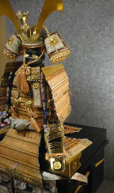 古代大鎧忠董作五月人形 [B31664]