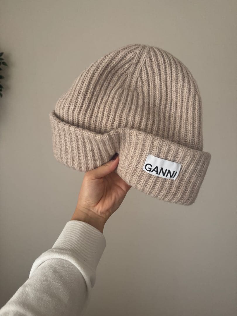 【専用】GANNI ニット帽 ベージュ