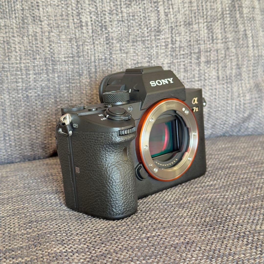美品 ◆ショット:4692回◆ SONY ILCE-7M3 α7Ⅲ ボディ単体