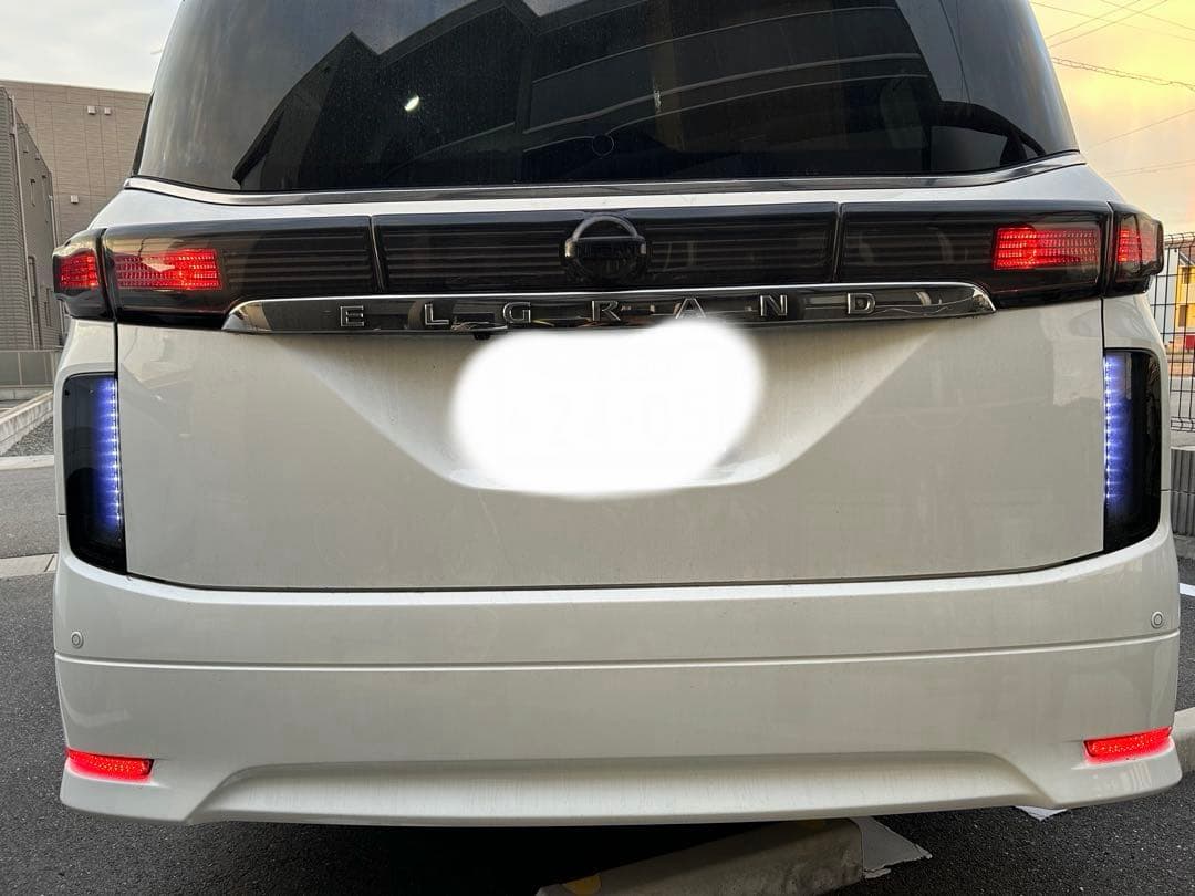 エルグランド E52系 Valenti ジュエルLEDテールランプTRAD ロア